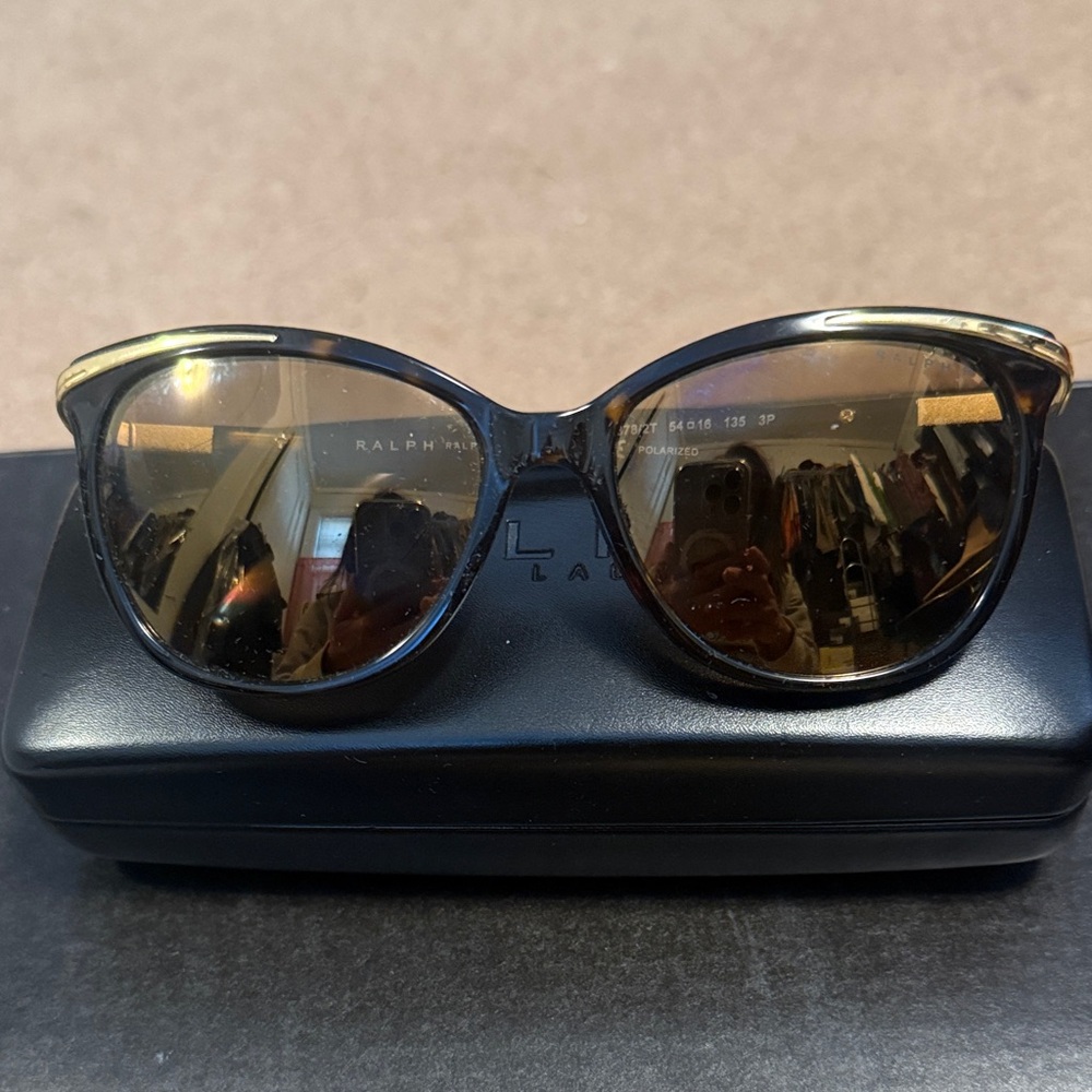 Women sunglasses